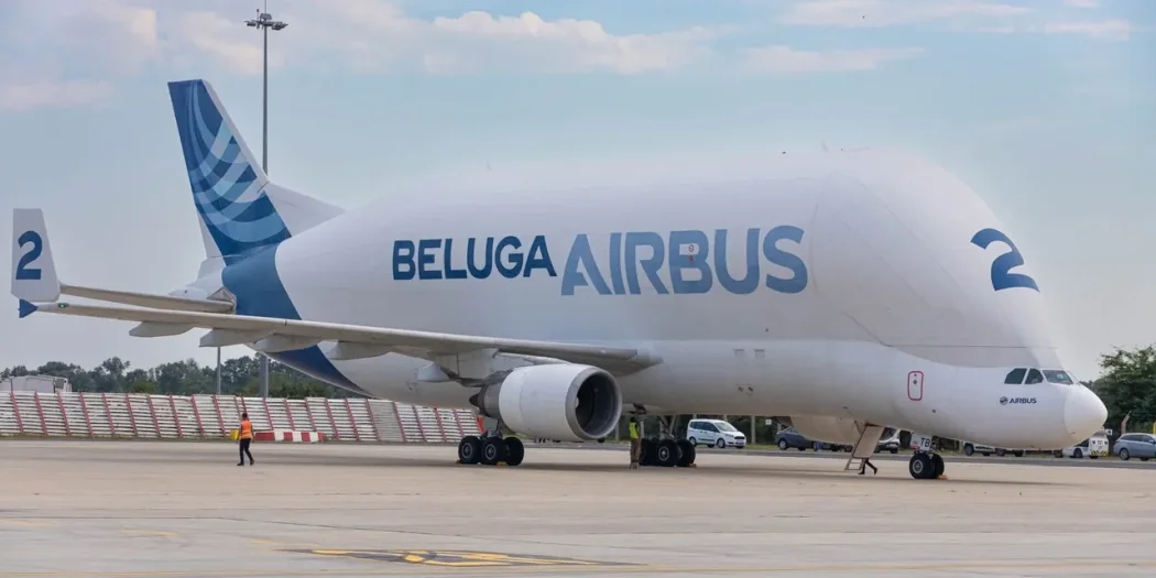 Исторически момент: Airbus Beluga ST кацна на Летище Бургас