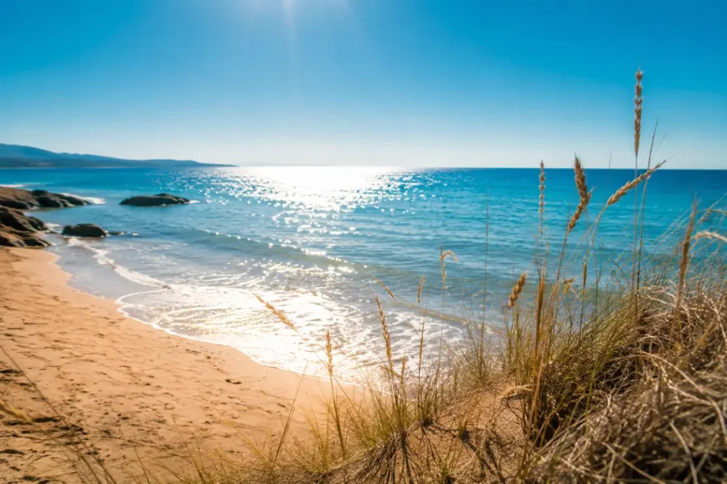 Идеално за плаж: Слънчево време по Черноморието, морето остава спокойно