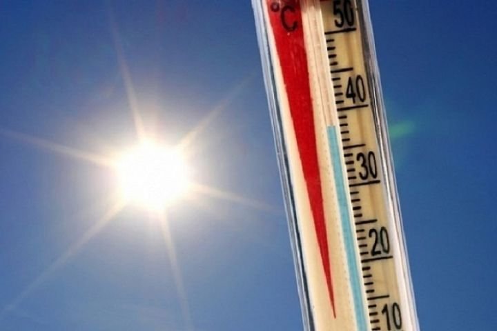 Жълт код за жеги в 16 области: До 38° във вторник, расте и рискът от пожари