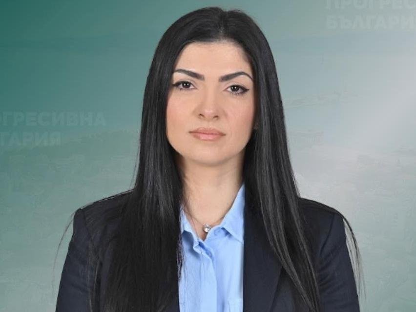 „Прогресивна България“ стъпи в Бургас: Силвия Христова оглави първата местна структура
