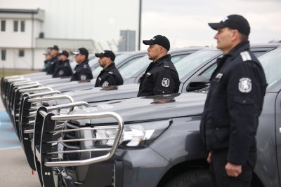 Нова техника за граничната охрана: Дронове, пикапи и термални камери влизат в действие (СНИМКИ)