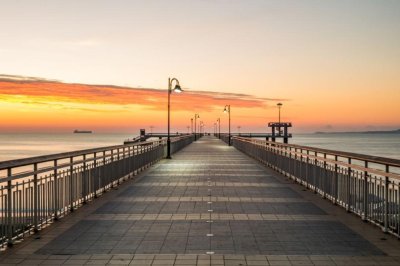 Пролетно време в страната, но по-хладно край морето