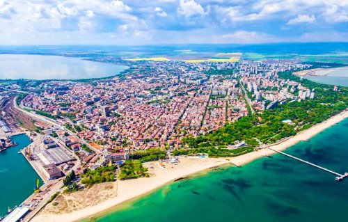 Туризмът тръгва към рекордно лято, но няма хора: Секторът търси 250 000 работници