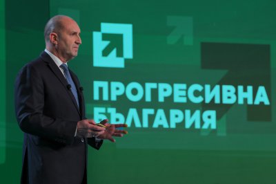 &bdquo;Прогресивна България&ldquo; избухва: Убедителен лидер преди изборите