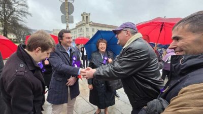 Зарков във Велико Търново: БСП тръгва към &bdquo;челните редици&ldquo;