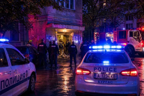 Ужас във &bdquo;Възраждане&ldquo;: Откриха разлагащи се тела в мазе