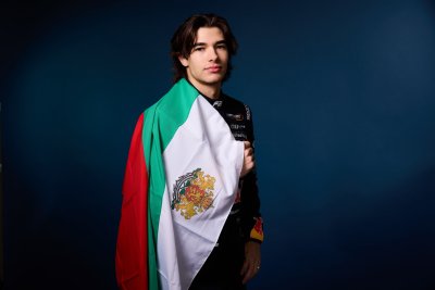 Никола Цолов взриви старта на сезона: Първа победа във Формула 2 след хладнокръвна атака в Мелбърн