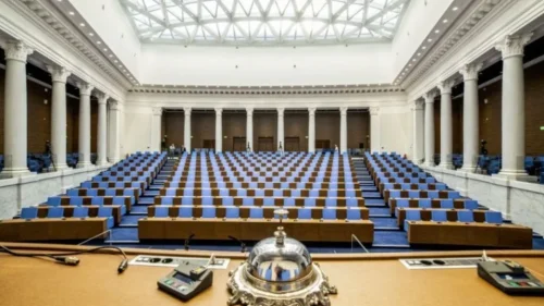 Ето пълния списък: Новите 240 депутати и представителите от Бургас