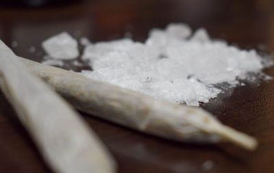 Удар на полицията в Бургас: Откриха марихуана и метамфетамин в апартамент в &bdquo;Славейков&ldquo;