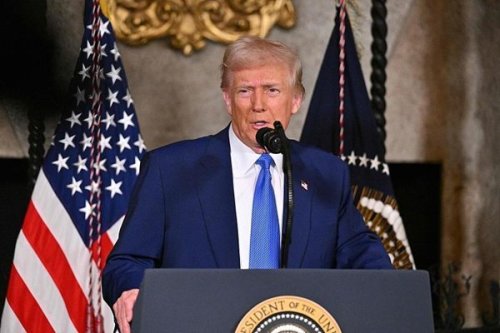 Тръмп: Китай ще плати скъпо, Иран може да бъде &bdquo;изтрит за час&ldquo;