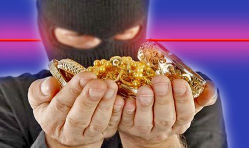 Двама украински граждани задържани за кражба на злато в Слънчев бряг