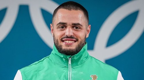 Карлос Насар става на 21: Шампионът, който пренаписа рекордите на щангите