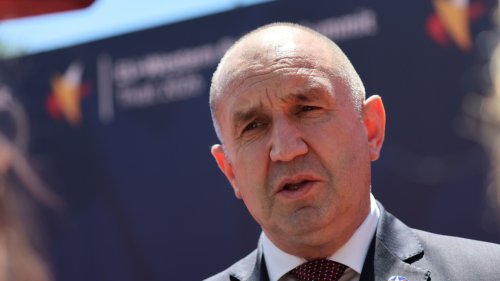 Радев: Време е дипломацията да поеме водеща роля за мира в Украйна