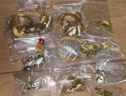 Скрито злато за 418 000 евро в &bdquo;Ауди&ldquo; на границата: Апелативният съд в Бургас остави румънския шофьор в ареста