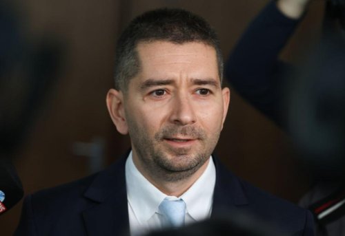 Слави Василев: България за първи път води самостоятелна външна политика