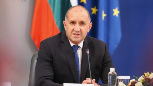Румен Радев назначи нови заместник-министри в правосъдието и образованието