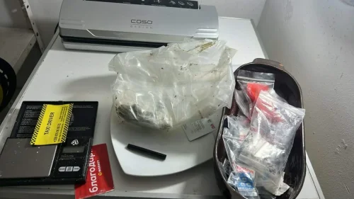 Полицейска акция в Несебър: Арестуваха криминално проявен софиянец с наркотици