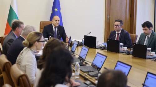 Кабинетът &bdquo;Радев&ldquo; изтегли нов дълг от 2,25 млрд. евро