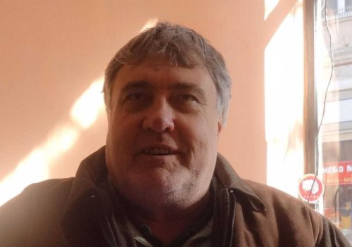 Бургас загуби Митко Генов: Отиде си поетът-сатирик с острото перо
