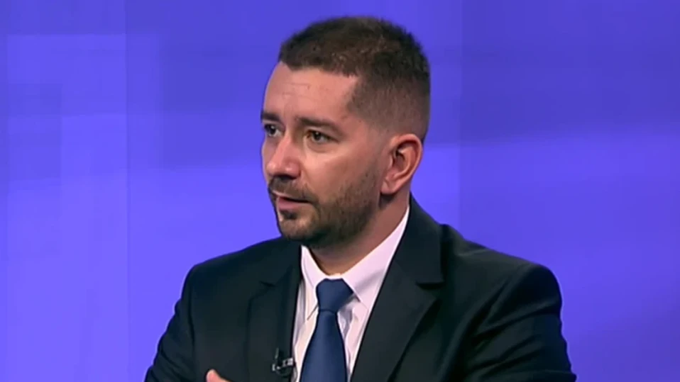 Слави Василев атакува &bdquo;Позитано&ldquo;: Лицемерието няма да ви спаси