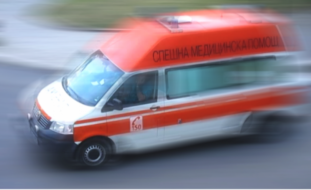 Дрогиран шофьор помете пешеходец в Бургас, мъжът е със счупен прешлен