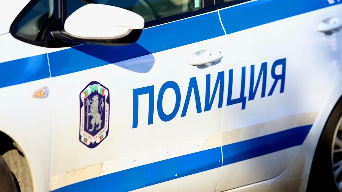 Задържан е мъж за кражба на растения от комплекс в Слънчев бряг
