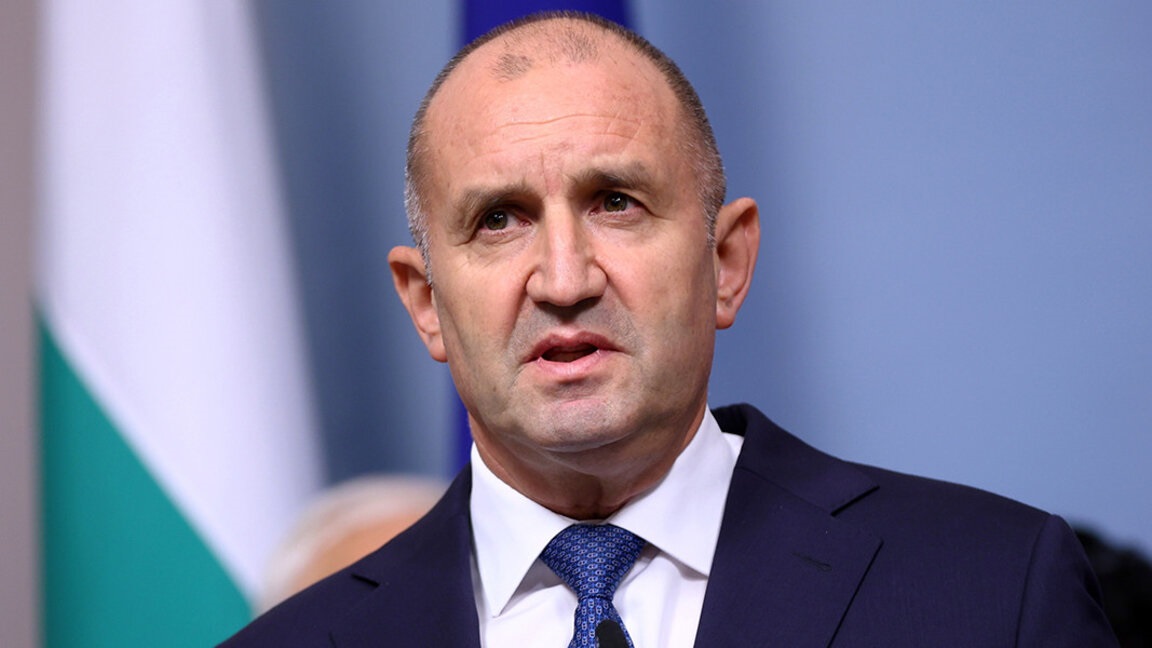 Радев с послание за 150 години Априлско въстание: Поклон пред героите