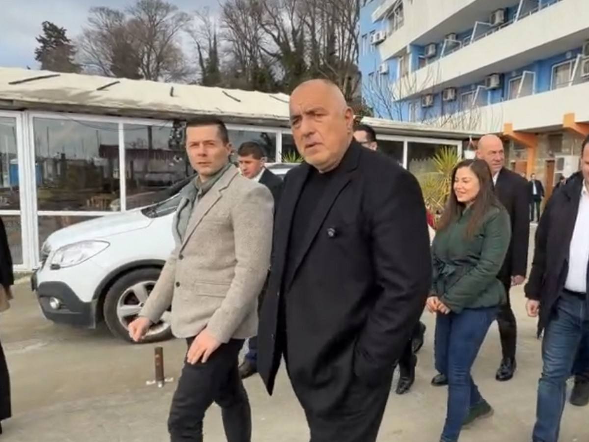 Още един кмет се отрече от ГЕРБ &mdash; знак за разместване на политическите пластове