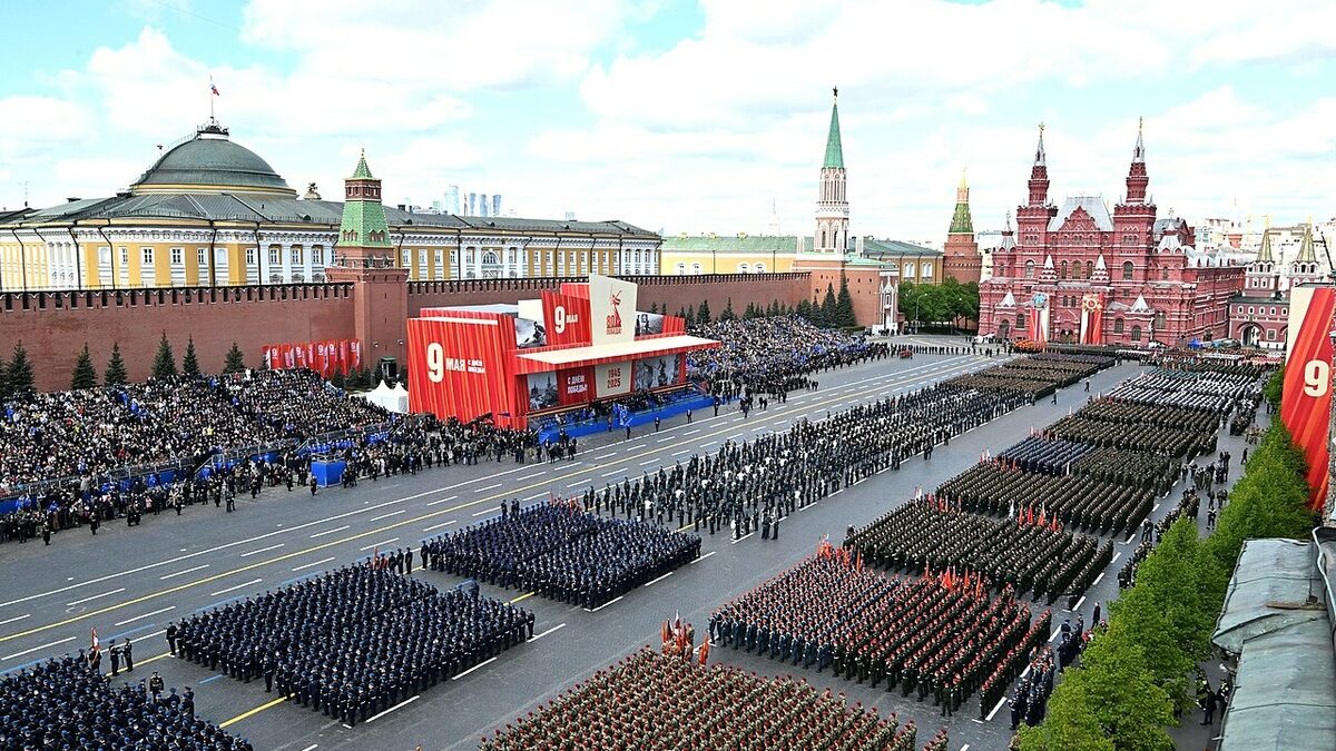 Без провокации и инциденти: 81-вата годишнина от Победата премина по план
