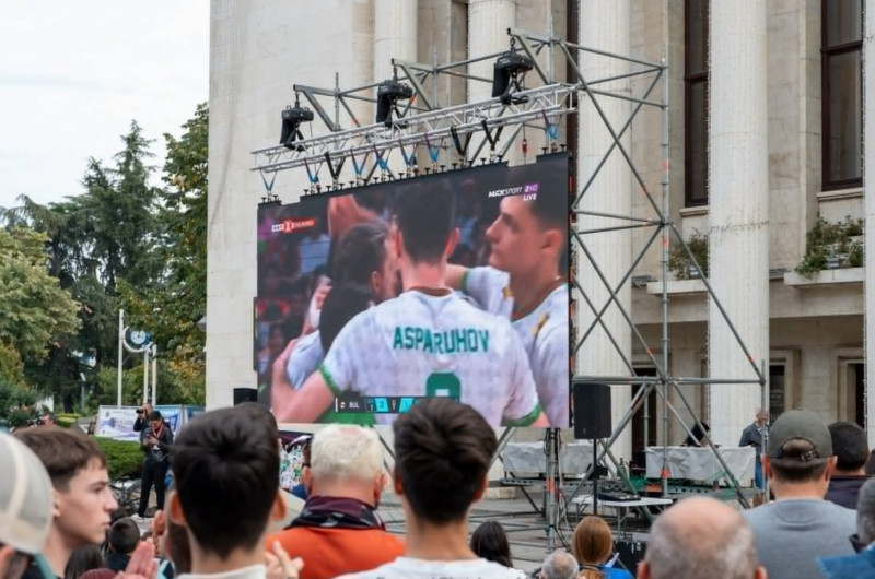 Бургас вдига голям екран за EuroVolley 2026: Volley Village в Морската градина със свободен вход