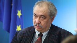 Зам.-министър Афенлиев излъга за цената на лекарство в пловдивска болница - не 8 500, а 850 лева