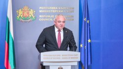 Демерджиев ограничи разходите от фонд &bdquo;Пътна безопасност&ldquo; само за мерки срещу катастрофите