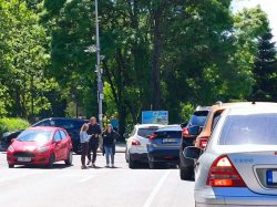 Жители на &bdquo;Славейков&ldquo; алармират: Катастрофи стават почти всеки ден