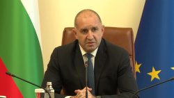 Румен Радев обяви пълна забрана за рекламата на хазарт