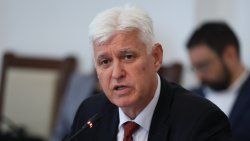 Димитър Стоянов: Няма пряка заплаха за България след публикацията за авиобаза &bdquo;Безмер&ldquo;
