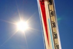 Жълт код за жеги в 16 области: До 38&deg; във вторник, расте и рискът от пожари