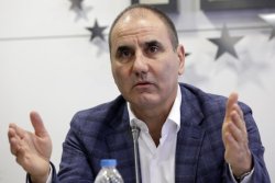 Цветанов: Демократичните сили сами подаряват победата на Йотова
