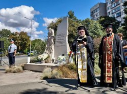 ЧЕТИРИ ГОДИНИ ПО-КЪСНО: Бургас почита паметта на загиналите полицаи Атанас Градев и Йордан Илиев