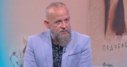 &bdquo;Зид&ldquo; влиза в бургаската библиотека: Радослав Бимбалов идва с новия си роман