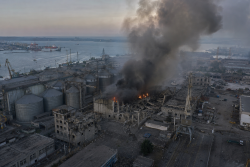 Войната влиза в нов етап: Под натиск са морските и сухопътните маршрути на Украйна