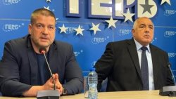 Живко Тодоров извади подписана оставка пред Борисов и поиска вот на доверие от ГЕРБ
