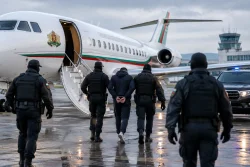 Стоян Колев кацна на летище София с правителствения самолет