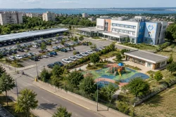 Кметът Николов дава 5 декара за паркинг на болница