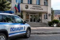 МВР влезе в Община Сунгурларе и проверява документи