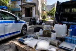 Полицията задържа петима в Бургас и разбива нарколаборатория