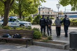 Полицията спря бой в градинка до жп гарата в Бургас