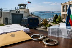 Директорът на бургаския затвор отрече да е знаел за арестите