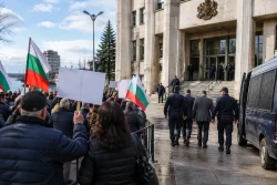 Прокуратурата защити ареста на кметовете Гавазов и Ревански
